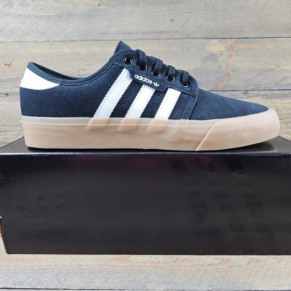 adidas Originals Seeley XT Low Profile Leather Shoes Black/White - Picture 1 of 11